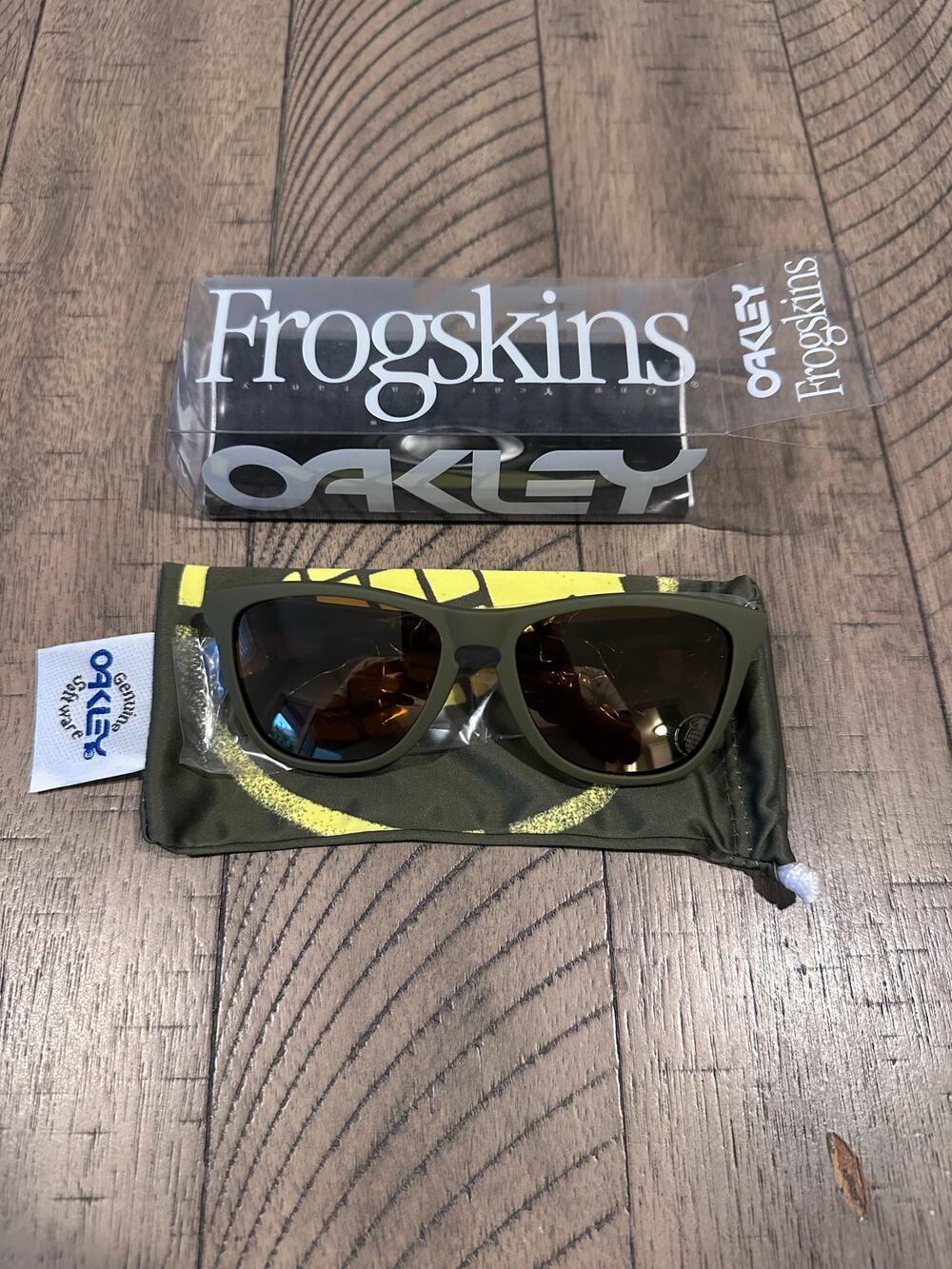 Oakley Frogskins Grenade Collaboration Sunglasses Military Olive / Bronze New